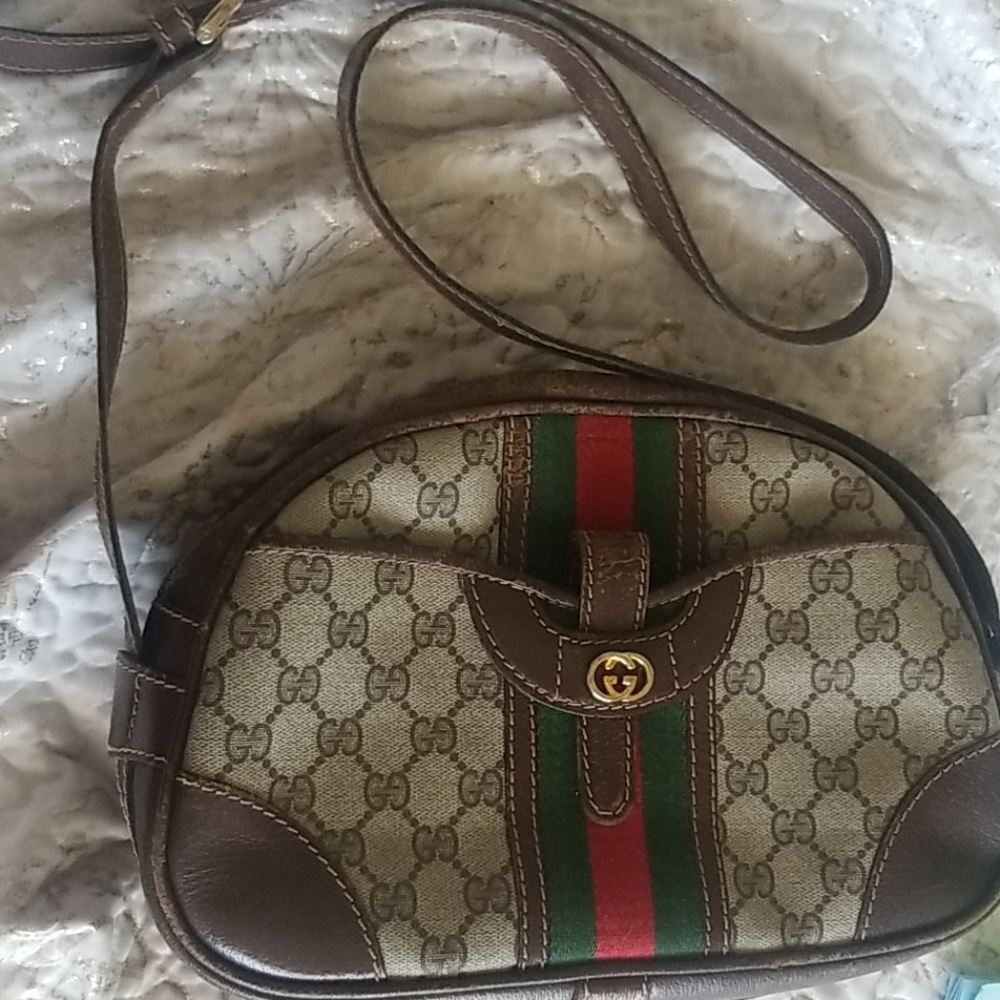 Vintage Gucci shoulder bag